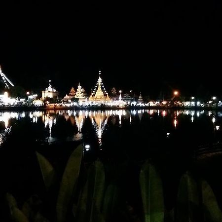 The Likeview Guesthouse Мае Хонг Сон Екстериор снимка