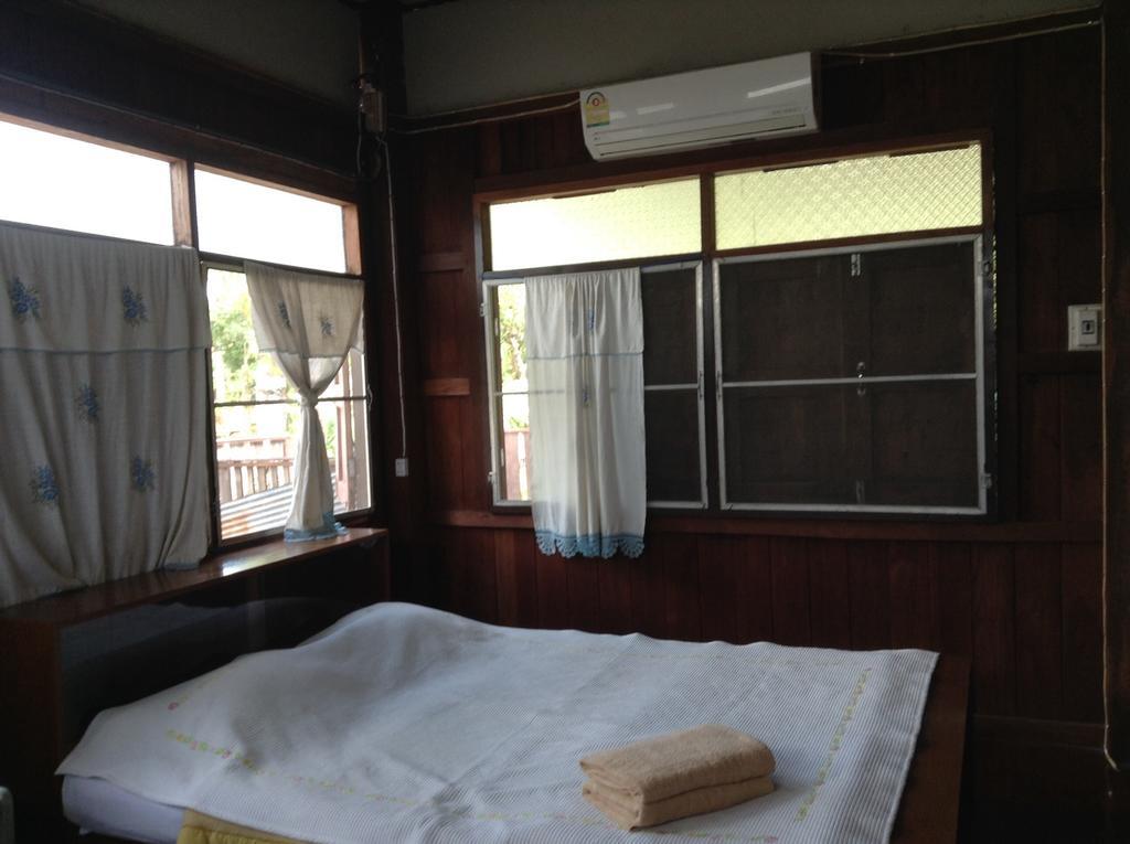 The Likeview Guesthouse Мае Хонг Сон Стая снимка
