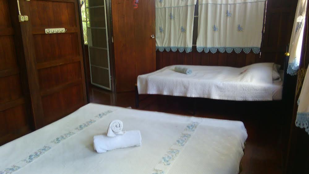 The Likeview Guesthouse Мае Хонг Сон Стая снимка