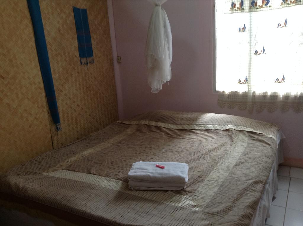 The Likeview Guesthouse Мае Хонг Сон Екстериор снимка
